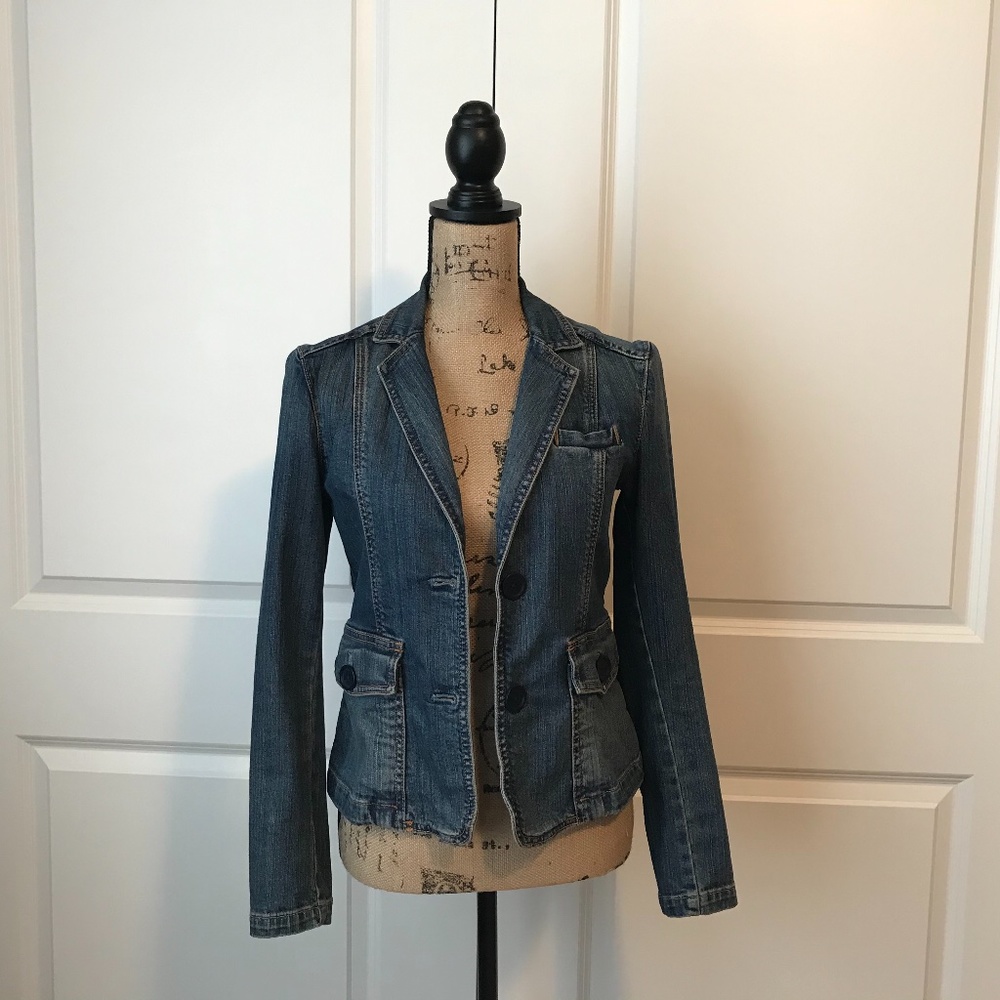 Women’s GAP Denim Blazer